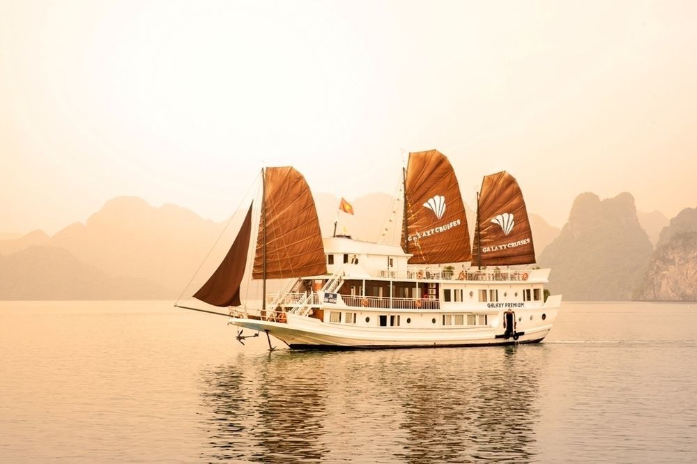 Lapinta Boutique Cruises Hotel Ha Long Exterior photo