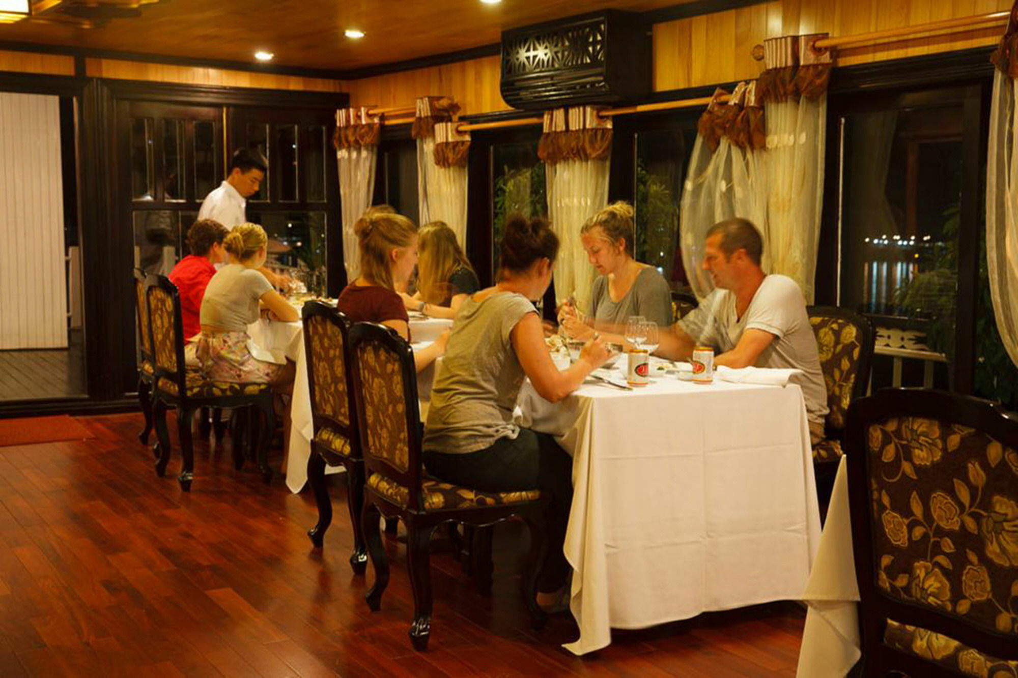 Lapinta Boutique Cruises Hotel Ha Long Exterior photo